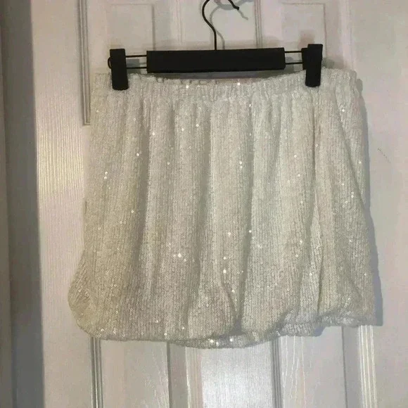 White Sequin Top - Picture 9 of 12